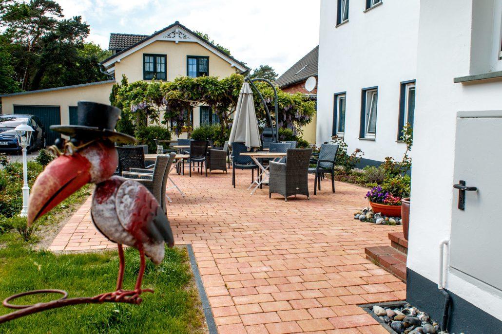 Hotel Haus Moenchgut Thiessow Bagian luar foto